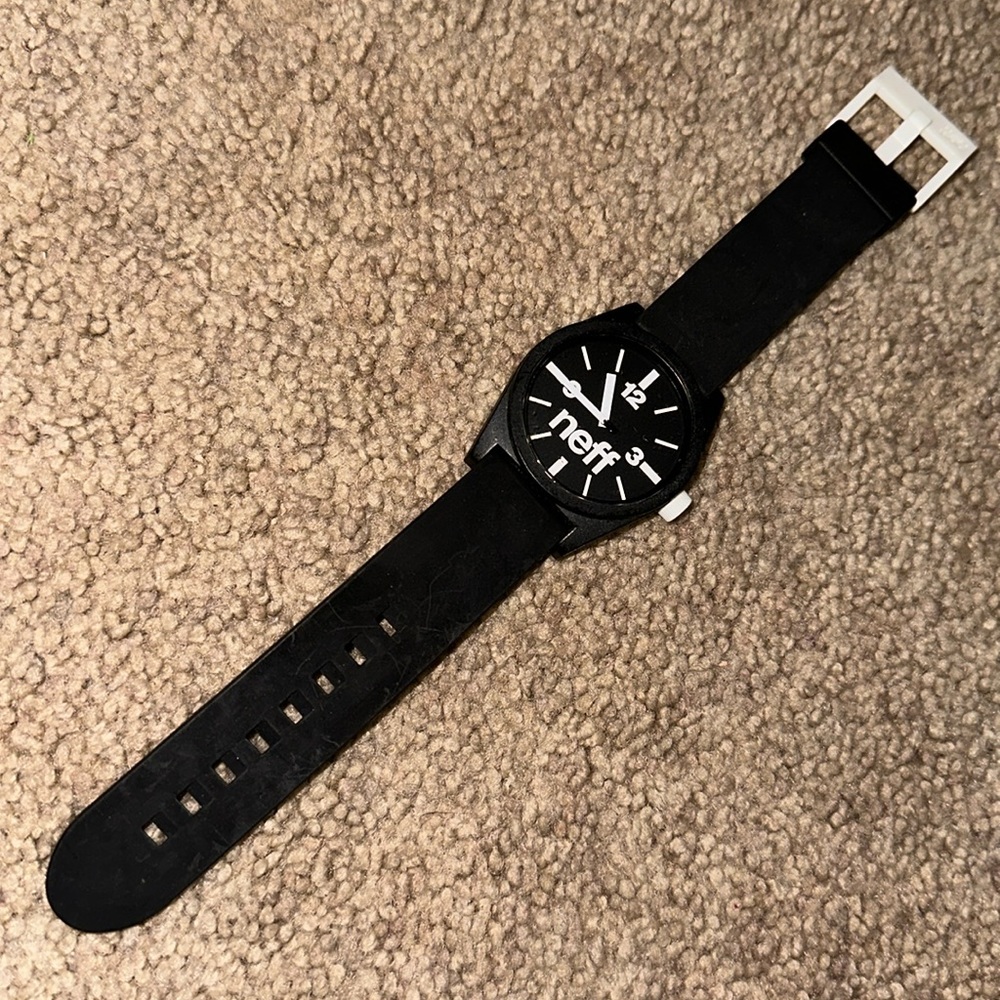 Neff Daily Mens Analog Watch Black & White 5 ATM  43mm